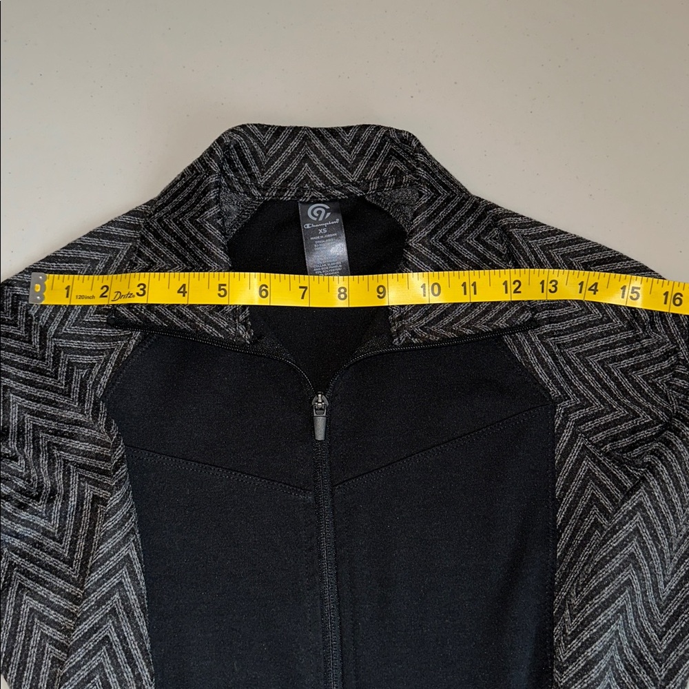 C9 by Champion Athletics Black and Gray Patterned Jacket Size XS. - Picture 9 of 16
